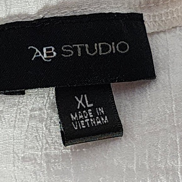 AB Studio White Handkerchief Hem Sleeveless Rayon Poly Gauze Beaded Tank Size XL - Picture 14 of 16